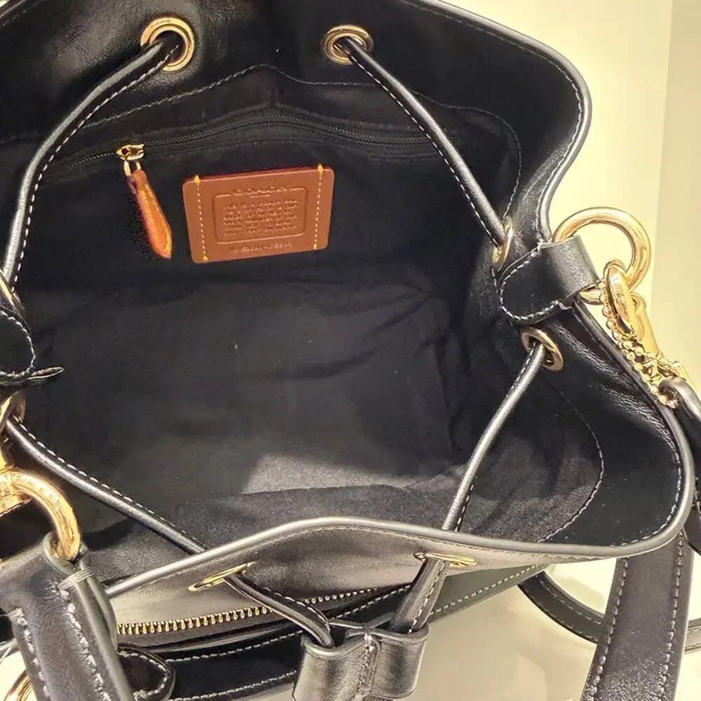 NEW‼️Coach Rowan Bucket Bag With Pocket CES95